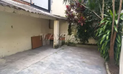 Casa a venda, com 2 dormitórios, 2 banheiros, quintal, 120m² na barra funda