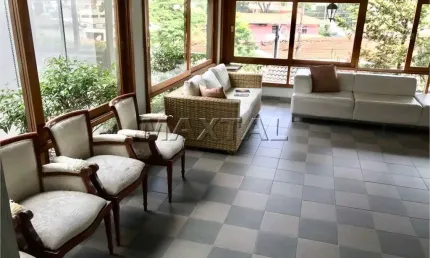 Sobrado no Jardim São Bento, 840m²,  6 dormitórios, 6  suítes, 7 banheiros e 7 vagas.
