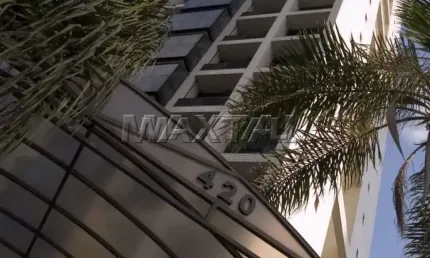 FLAT COM MANOBRISTA MOBILIADO COM SERVIÇO DE QAURTO E LAZER  EM SANTANA
