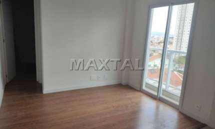 Studio novo, 32m², Bairro Santa Terezinha, com área gourmet no ultimo andar.