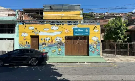 Prédio comercial  à venda, com 400m² no Jardim Santa Cruz,  estruturado para creche.