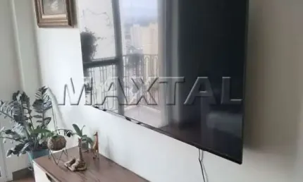 Apartamento à venda de 2 dormitórios, 1 vaga, 60m² em santana, com sacada.
