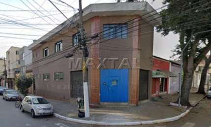 Prédio Comercial à venda, loja e sobreloja, com boa renda está a 900 metrôs do metrô.