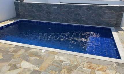 Casa Térrea 3 Quartos Suíte Master com Piscina, Residencial Vitória!