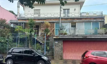 Sobrado à venda, com 3 Dormitórios e 3 Vagas, no Jardim São Paulo, com renda.