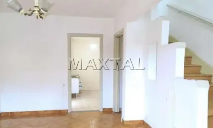 Sobrado santana, 96m², 2 dormitórios, sala, cozinha, despensa, 1 wc e área de serviço