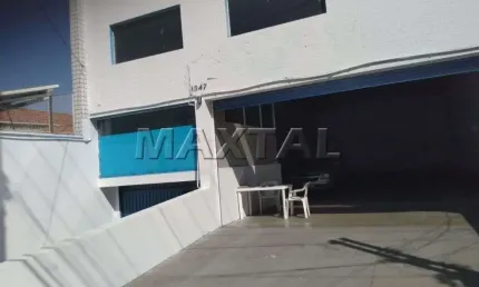 Galpão à venda, de 300m² e 30 vagas de garagem, com renda. No Jardim São Paulo.