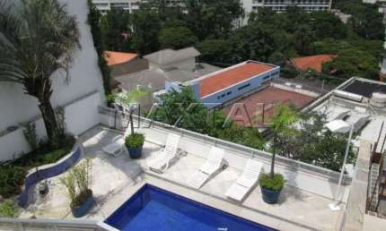 Sobrado à venda no Jardim São Bento,765m² ,05 Suítes, 09 Banheiros e 05 Vagas.