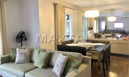 Apartamento de 179 m², mobiliado, 4 dormitórios, 3 suítes, 5 banheiros, 3 vagas