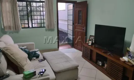 CASA TERREA COM 3 DORMS,  MAIS UMA CASA NOS FUNDOS COM QUARTO COZINHA E BANHEIRO