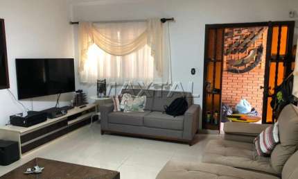 Sobrado na Região da Bortolândia com 327m², com 4 Dormitórios (2 Suítes),  4 Banheiros e 2 Vagas.