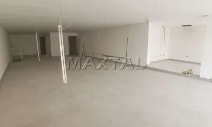 Prédio comercial com 450m², em ótima localização de Santana