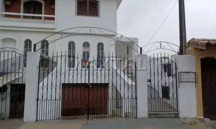 Sobrado com 250 mtrs2 na região  do horto com 3 dormitórios e 4 vagas-  vila rosa