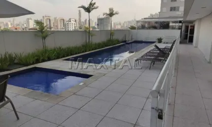 Apartamento no Brás com 46m², 1 dormitório, 1 banheiro e 1 vaga, com Sacada Goumet.