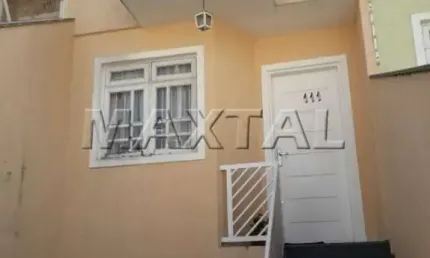 Sobrado  com 140mts, 3 Dormitórios , 2 Vagas ,2 Banheiros Região Vila Leonor