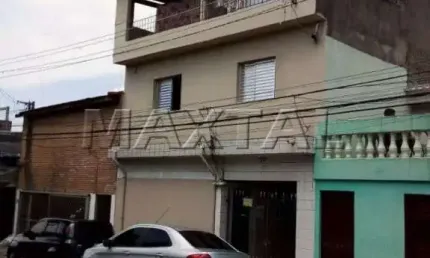 Casa no Jardim Ataliba Leonel com 140m², São 5 Casas no Terreno.