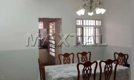 Sobrado 2 dormitórios, 2 banheiros, sala para 2 ambientes,  1 vaga, na região de santana