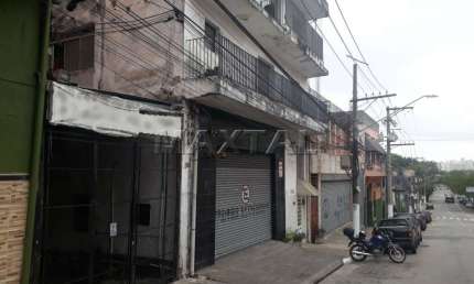 Galpão 640m², 3 salas, 2 banheiros, 10 vagas em rua comercial da Casa Verde.