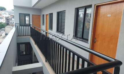 Vende-se prédio novo, ideal para renda. Com 22 apartamentos variados. Em ótima localização