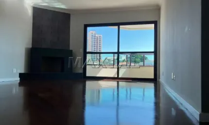 Apartamento com 159 m², 3 dormitórios sendo 3 suítes, sacada, 3 vagas na região da água fria.