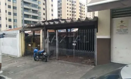 Casa  em  Santa Teresinha com  3  dormitórios, sala,  cozinha, banheiro, com 1  vaga.