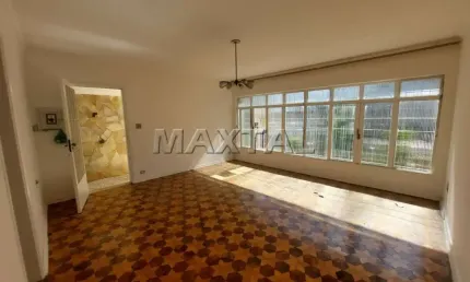 Sobrado 209m², no Tucuruvi, 3 dormitórios sendo 1 suíte mais 3 banheiros, 3 salas e 5 vagas.