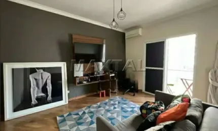 Sobrado na Zona Norte, Bairro Lauzane Paulista, sendo 4 Suítes e 5 Vagas de Garagem com 324m².