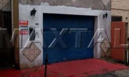 Sobrado comercial em Santana à venda, perto do metrô com 3 andares, 7 salas, 4 banheiros e 4 vagas.