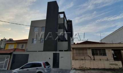 Apartamento de 2 dormitórios novo, pronto para morar junto á Avenida Água Fria.