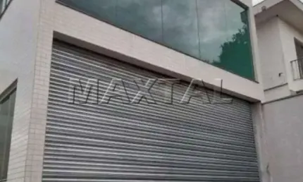 Galpão à venda no Parque Peruche Casa Verde, de 750m², vão livre de 340m², altura média de 3.5m .