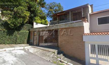 Sobrado à venda no Tremembé com 4 dormitórios, 4 suítes, sala e 6  vagas de  garagem.