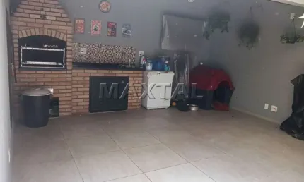 Casa com 3 quartos, 4 banheiros, 2 salas, 4 carros, próximo a Av. Conselheiro M. Barros
