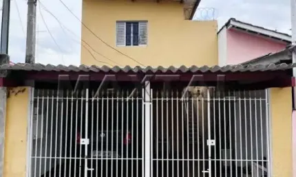 Sobrado a Venda Vila Albertina Tremembé com 3 dormitórios, 2 banheiros e 2 vagas  inicio da Serra