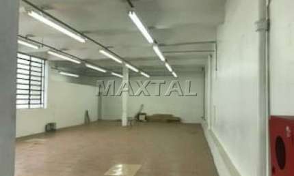 Prédio Comercial Para Alugar na Região de Santo Amaro com 785m², com 13 Banheiros.