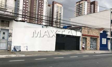 Ponto Comercial em um salão mezanino, escritório, banheiros e depósito, na Vila Guilherme.