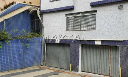 Apartamento à venda no Bairro de Santana 70 m². Com 3 dormitórios, cozinha, sem vaga de garagem.