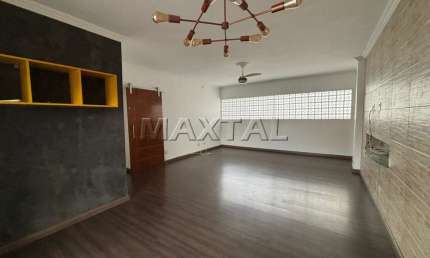 Vende-se Cobertura na Santa Teresinha com 3 dormitórios e 1 suíte, 2 vagas de garagem com 116m².
