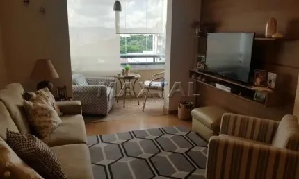 Apartamento à venda com 3 dormitórios e Sacada, à 800 metros do metrô Santana.