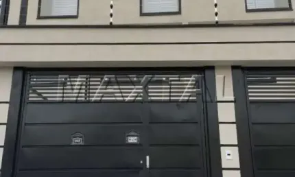 Sobrado Novo Vila Isolina Mazzei, 3 suítes, 2 vagas, 143m², próximo Metrô Parada Inglesa.