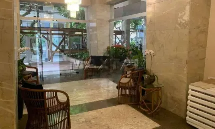 Apartamento à venda com 3 dormitórios e garagem. Na Barra Funda, Praia do Guarujá.