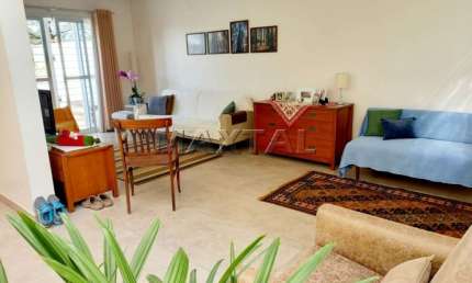 Sobrado à venda, 3 suítes, 2 salas, 2 vagas de garagem, com 210m² na Água Fria.