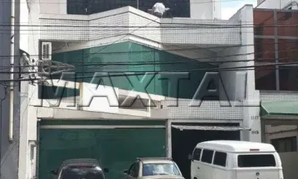 Prédio  Comercial 700m ,  com 3 andares, com terraço , 10 vagas de garagem  em Santana.