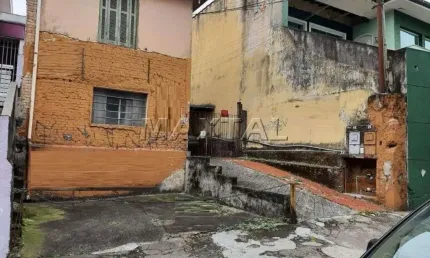 Casa á Venda antiga para demolição ou Reforma com 7,75 de frente e 45 metros de fundo, Na Água fria.