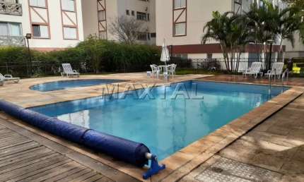 Apartamento no Horto Florestal com 3 dormitórios, 1 suíte, 2 vagas de garagem com 82m².