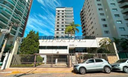 Apartamento em Santana, com 4 dormitórios sendo 2 suítes, copa e cozinha planejada, sala e 4 vagas.