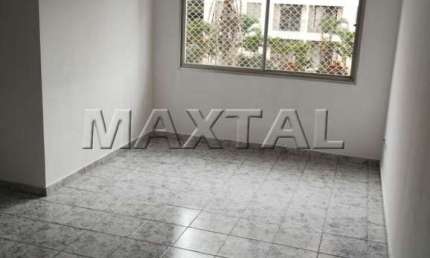 Apartamento 80 metros, com 2 dormitórios ,1 banheiro, 500m do Metrô Tucuruvi