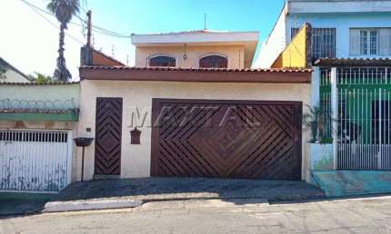 Casa de 192m²,  com 3 dormitórios , 1 sala com 2 ambientes e 3 vagas de garagem, na Vila Medeiros.