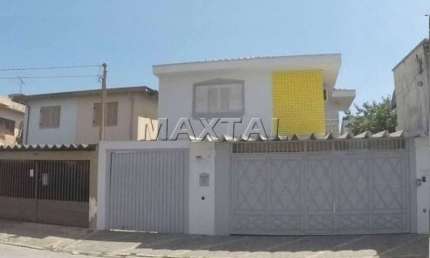 Sobrado 4 dormitórios, 4 vagas, sala de estar com lareira e 2 ambientes 217m² na região Casa Verde