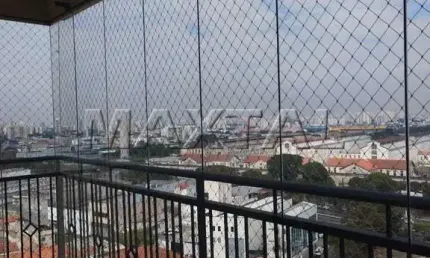 Apartamento à venda de 1 dormitório, 2 banheiros, 1 vaga de garagem com 44m²
