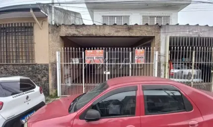 Sobrado à venda em Rua Fechada, com  2 quartos, 2  banheiros e 2 vagas cobertas. c/ 120m² Santana.